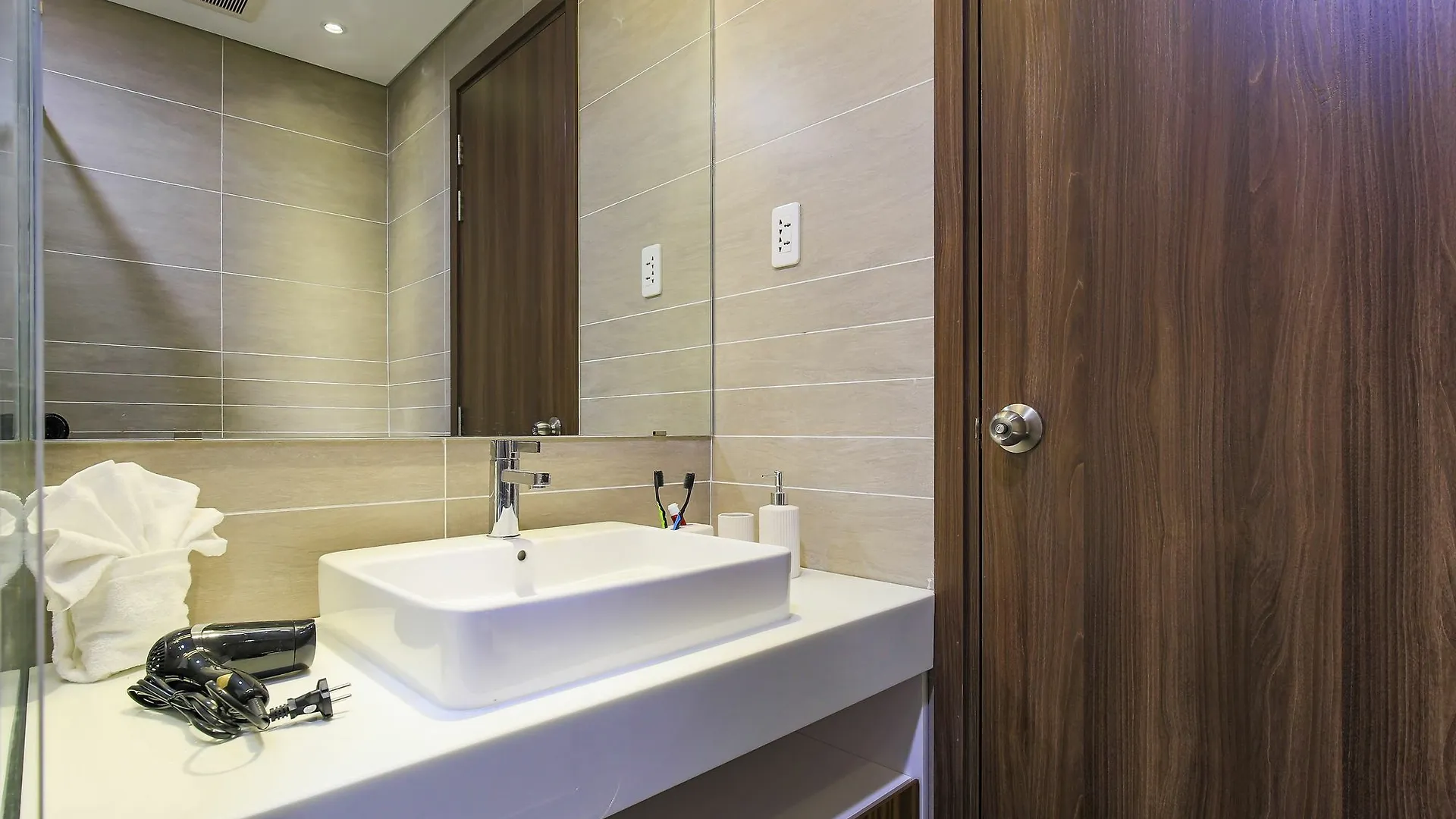 Aurora Serviced Apartments (Adults Only) Ciudad Ho Chi Minh  3*, Ciudad Ho Chi Minh (Saigón) Vietnam